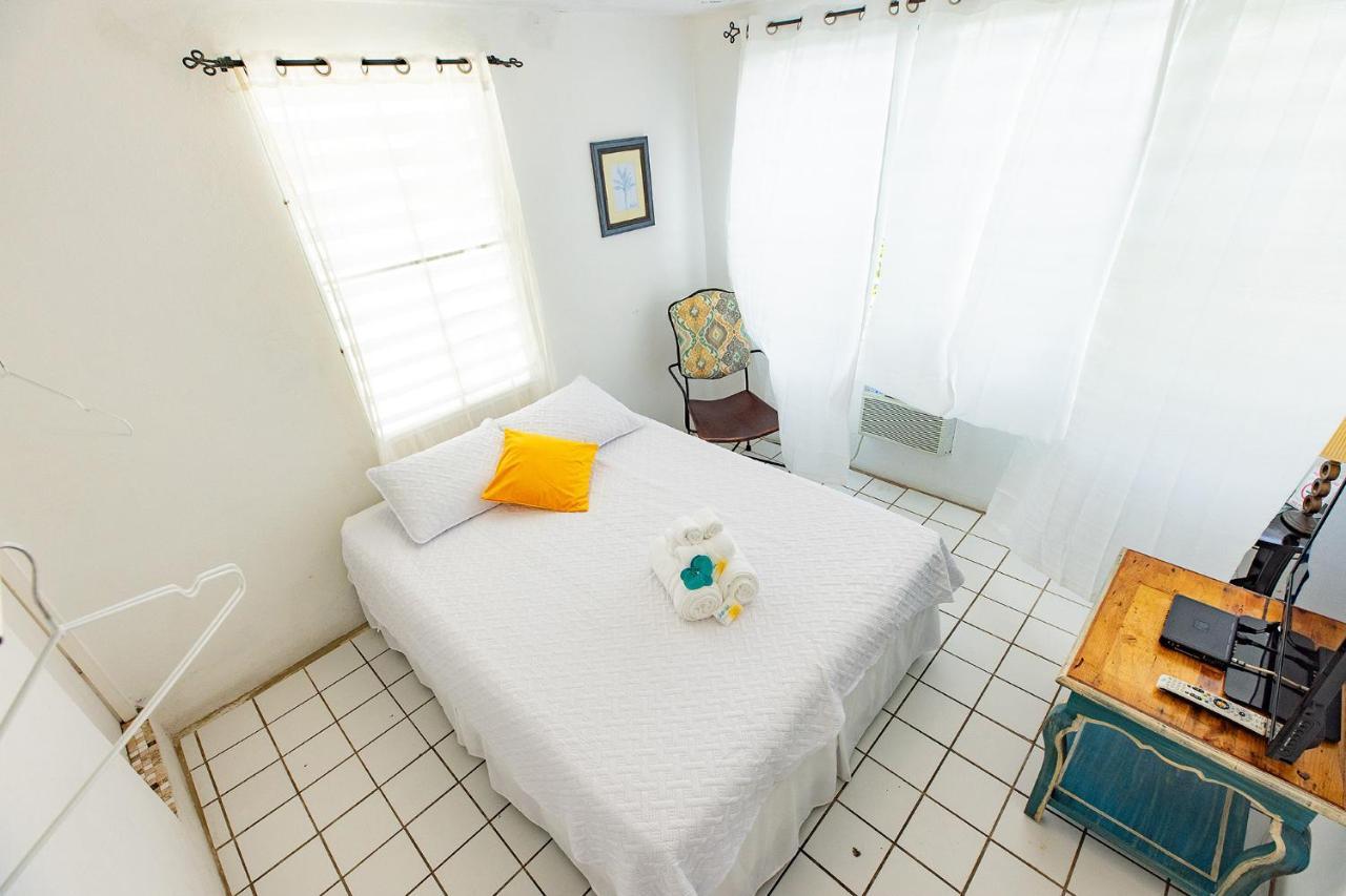Vieques Tropical Guest House Экстерьер фото