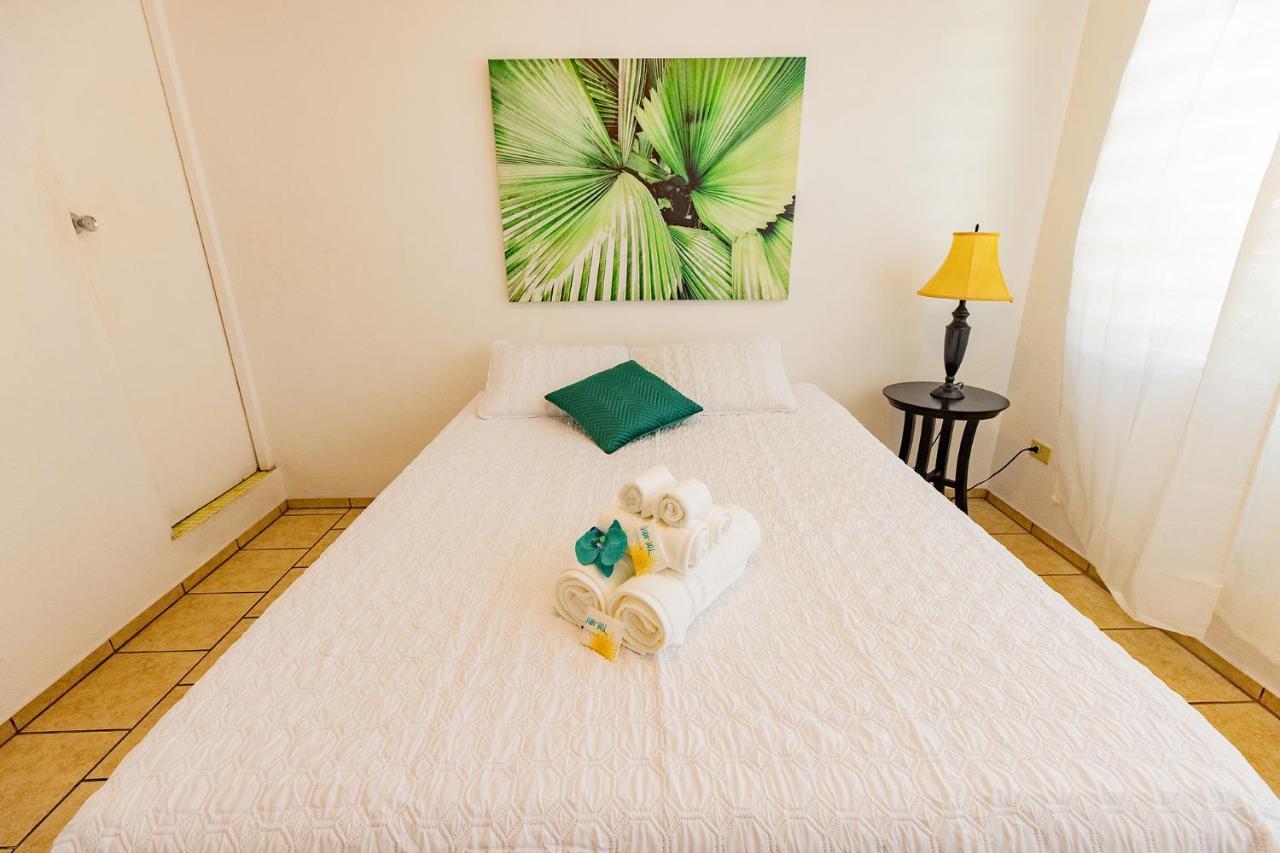 Vieques Tropical Guest House Экстерьер фото